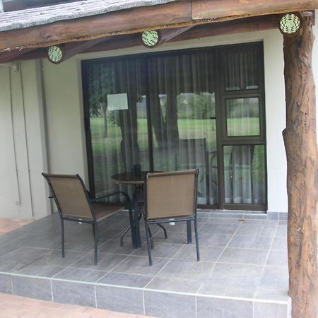 Bush Lovers Lodge โมดิมอเลอ ห้อง รูปภาพ