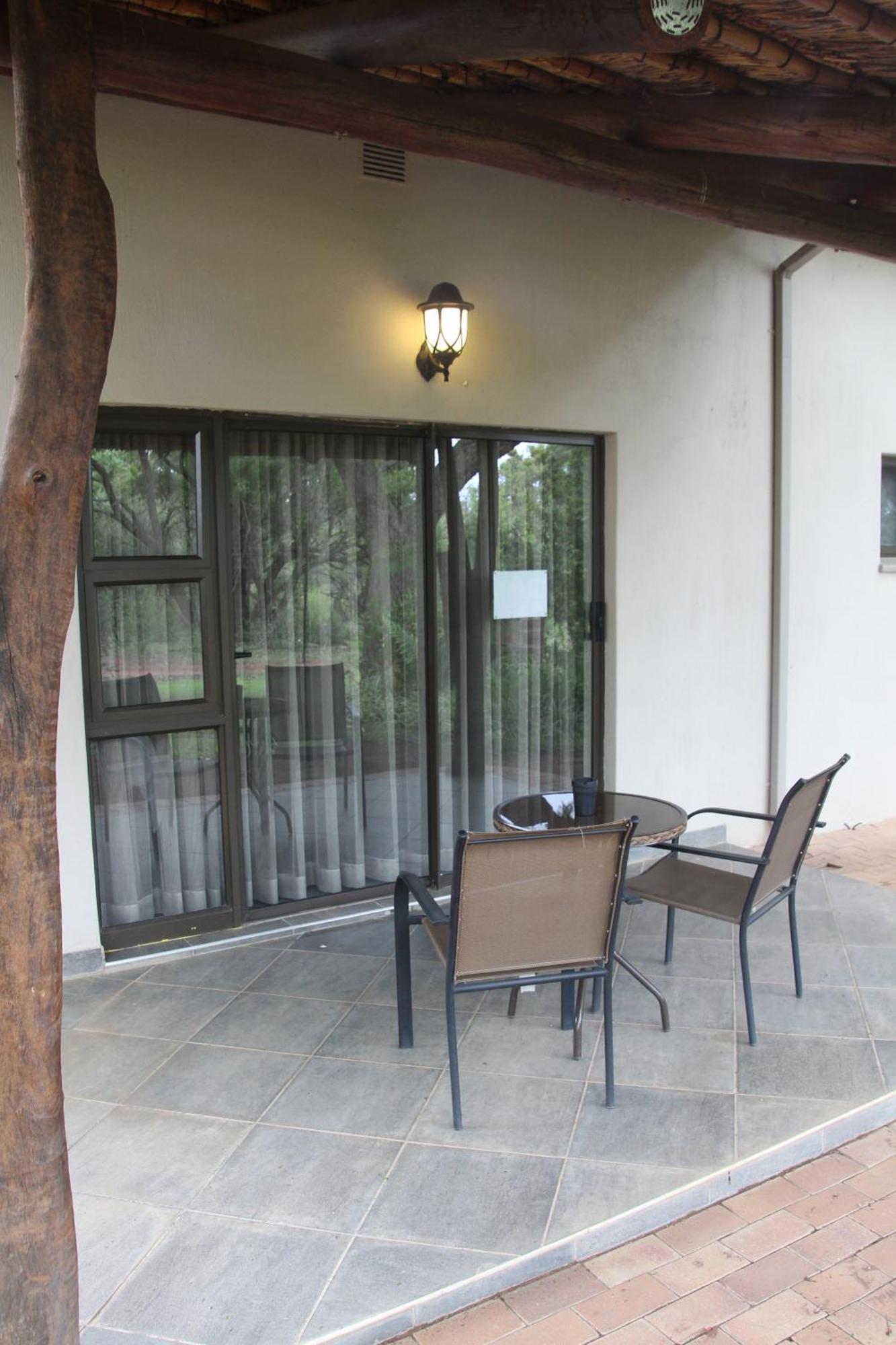 Bush Lovers Lodge โมดิมอเลอ ห้อง รูปภาพ